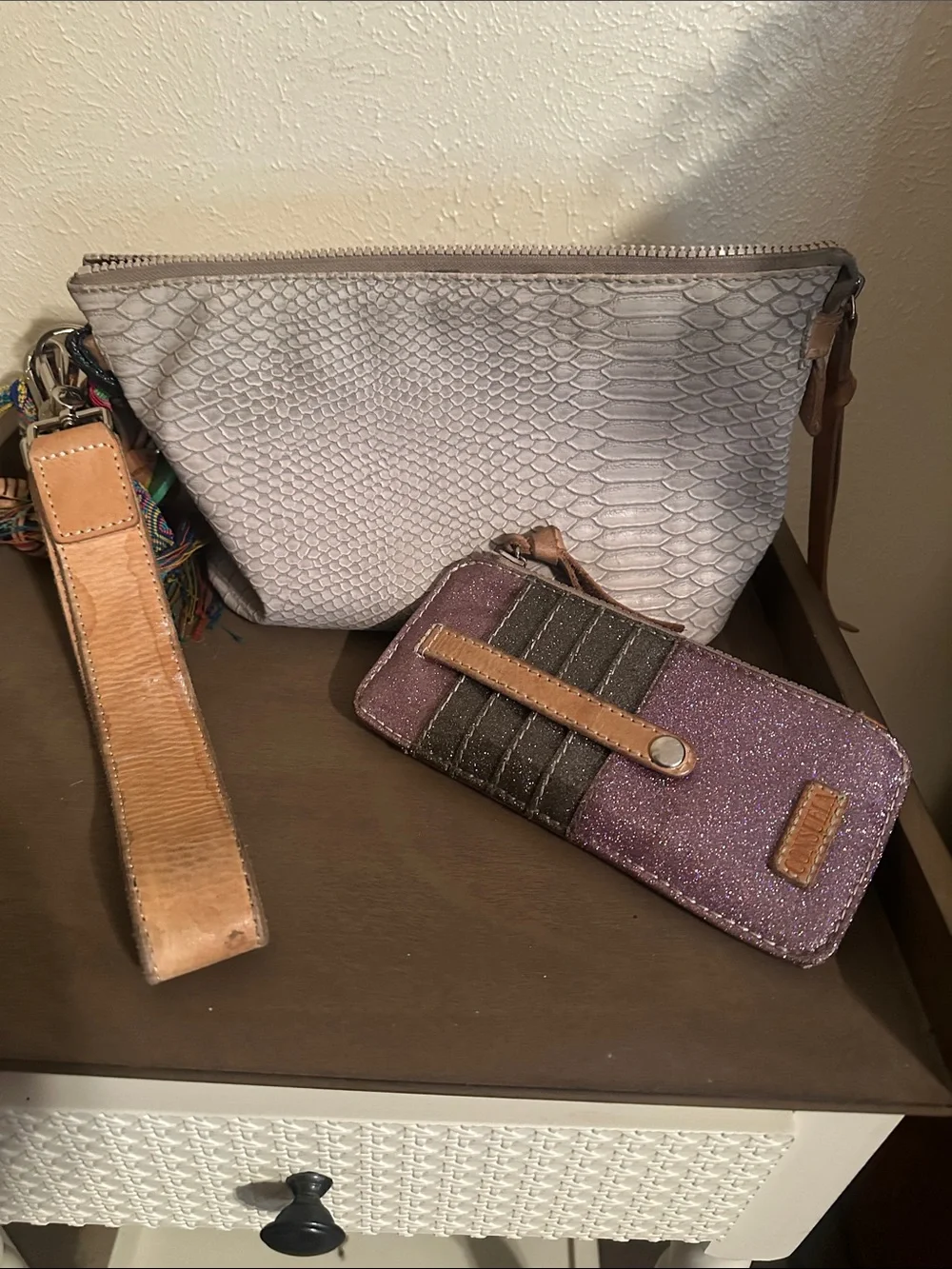 Consuela Thunderbird Downtown with wallet